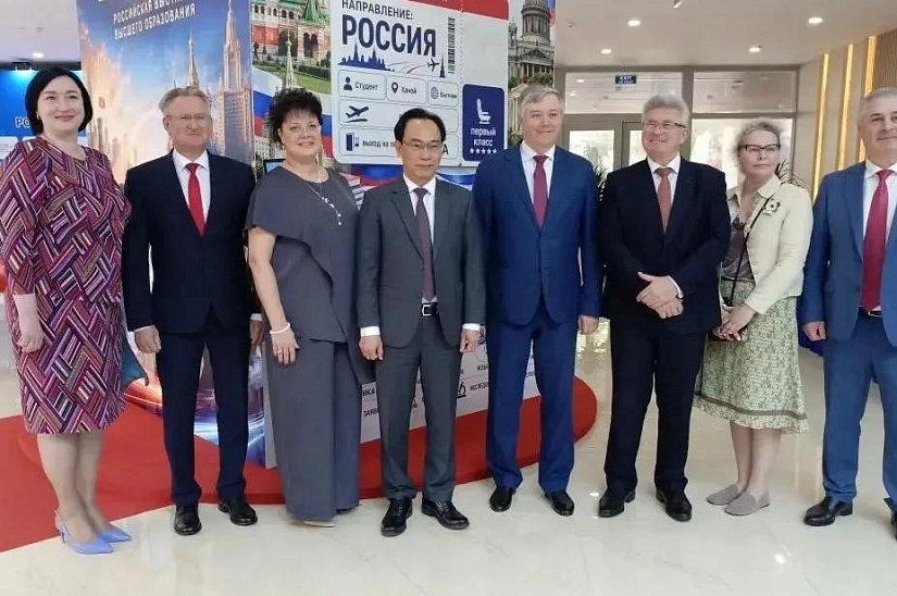 Representatives of SSTU participate in the Third Forum of Rectors of Russian and Vietnamese Universities