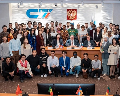 Professor Sergey Yu. Naumov met with international students at SSTU